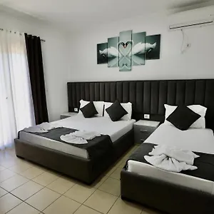 Kapllani Hotel Sarande